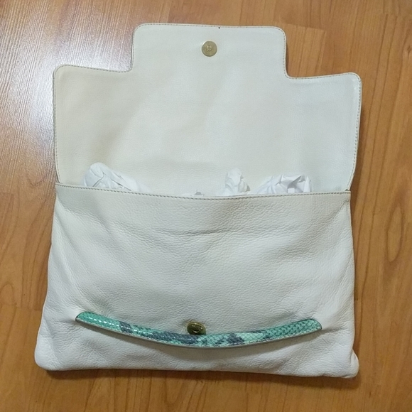 IACUCCI Italian Shoulder Bag - Picture 6 of 7